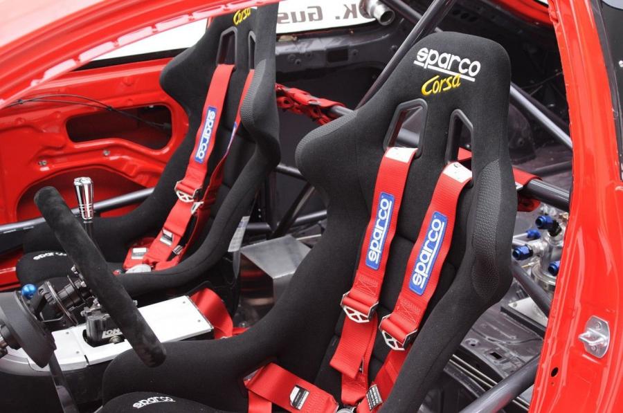 Интерьер Scion tC Formula Drift by R*SR 2008 года  (фото 17 из 33)